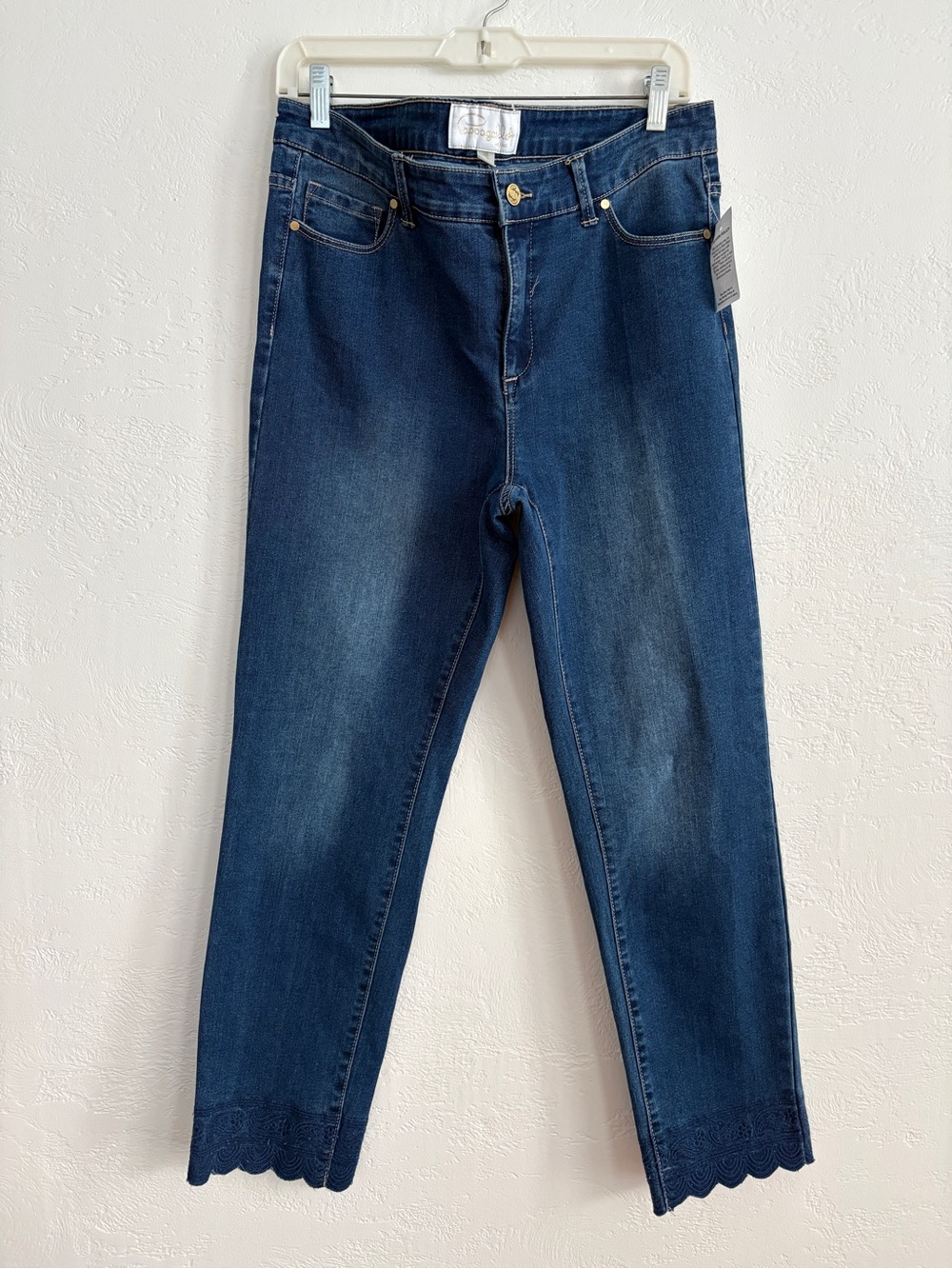Cappagallo Phoebe Cropped Jeans w/Paisley Embroidered Scalloped Hem